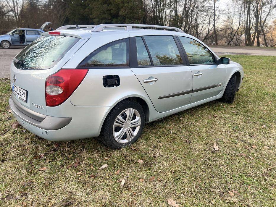 ОБМІН / ПРОДАЖ рено лагуна 2 2,2dci В РІДНІЙ ФАРБІ