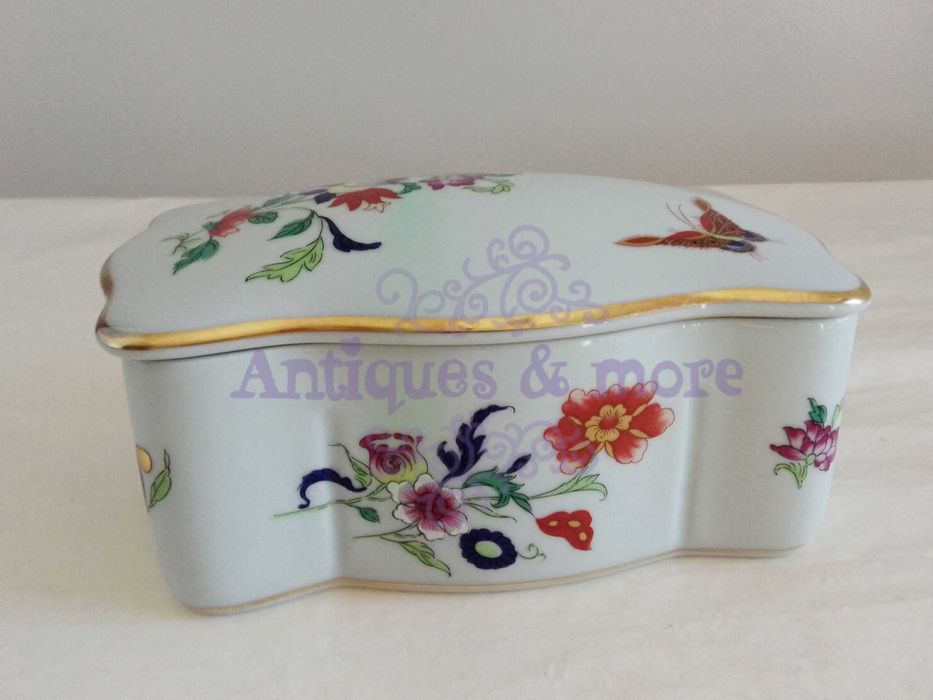 Caixa retangular de porcelana, Coleção Samatra, Vista Alegre.