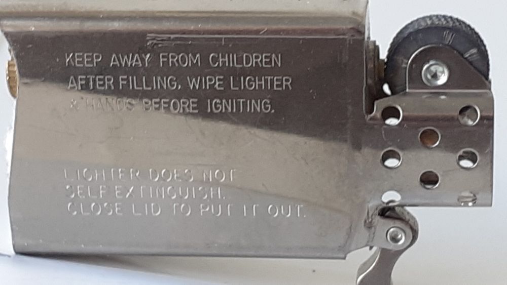 Isqueiro NOVO Zippo Slim alto brilho