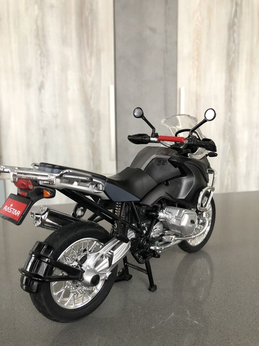 Мотоцикл RASTAR BMW R 1200 GS модель 1:9 Металлический кузов