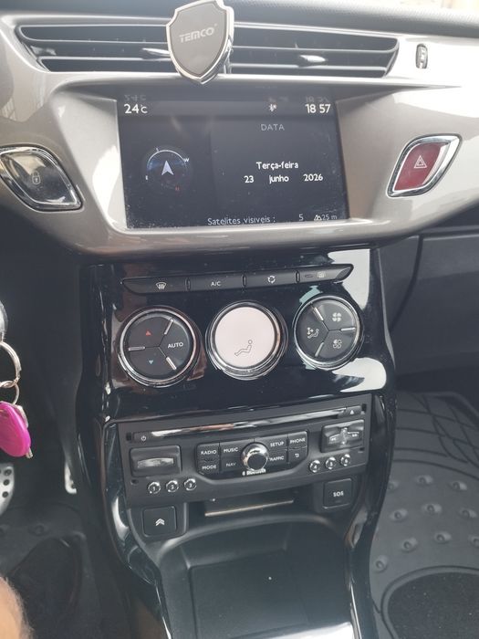 Citroen Ds3    1.6 THP 156 CV  sport chic cabrio