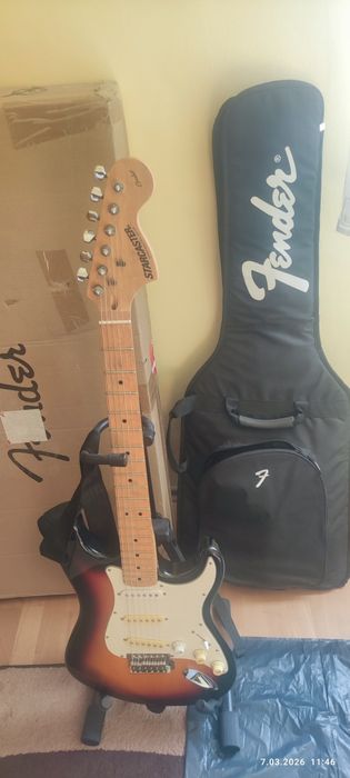 Gitara  Starcaster by FENDER strat