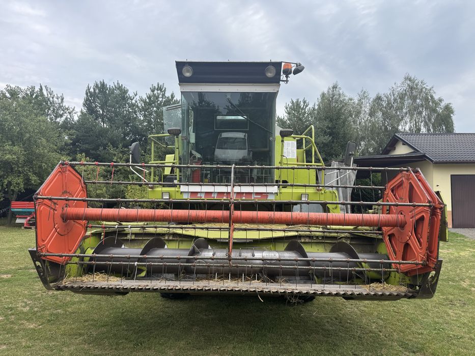 Claas Dominator 56