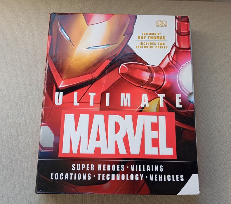 Super livro Ultimate Marvel