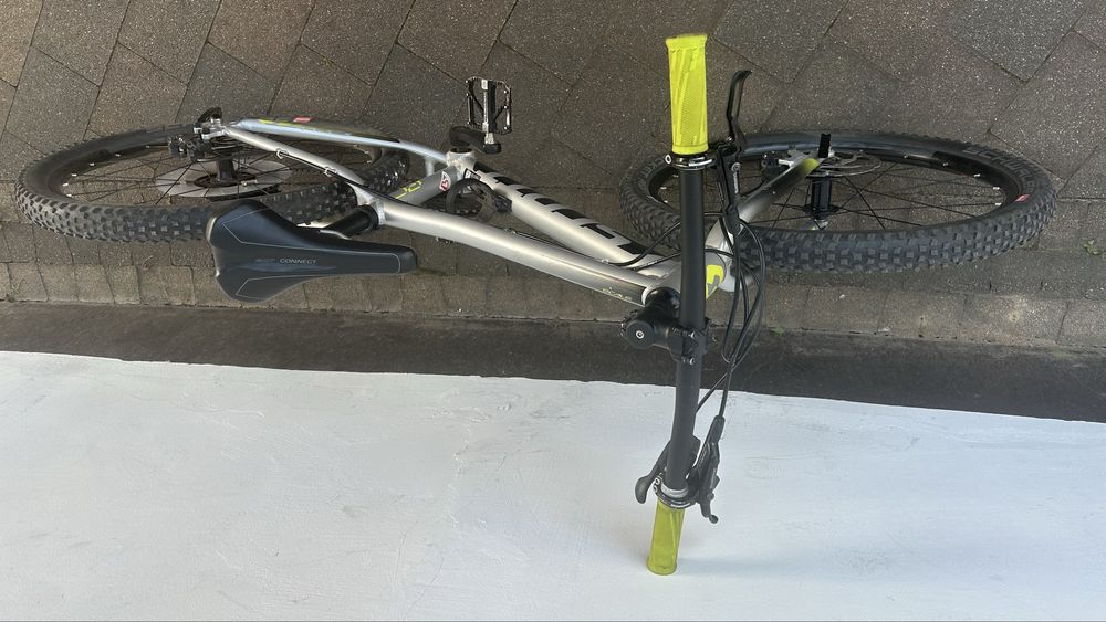 Markowy rower górski wyścigowy Scott Scale JR RC 400 24 rigid dla dziecka MTB lekki