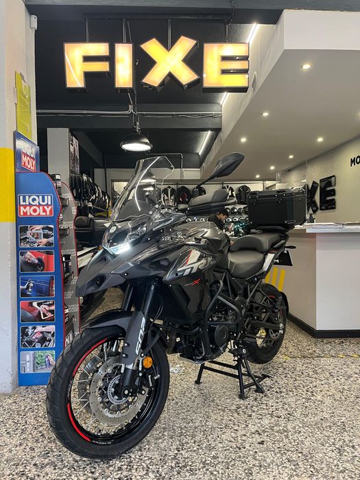 Benelli TRK 502 X de 2025 Moto nova (Apenas 129 Kms)