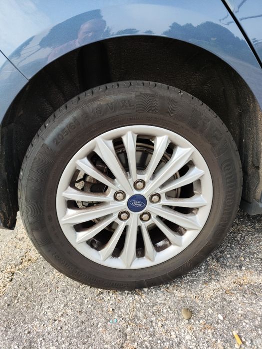 Jantes com pneus como novos 16 focus Titanium