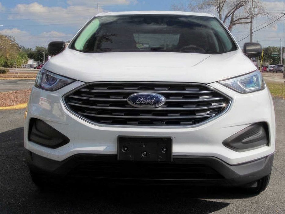 Ford Edge SE      2021