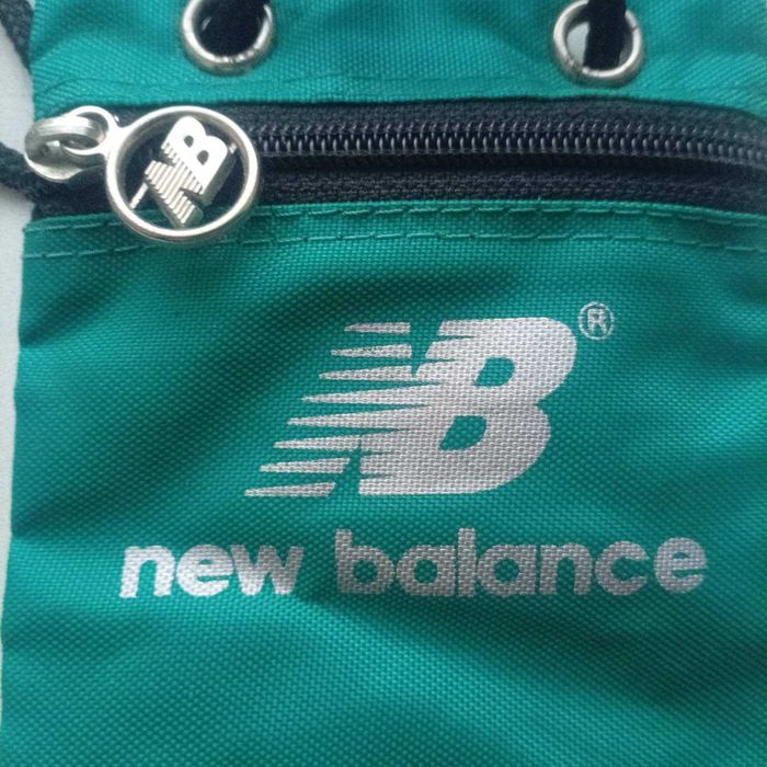 Сумка барсетка мессенджер чехол для мобилы New Balance