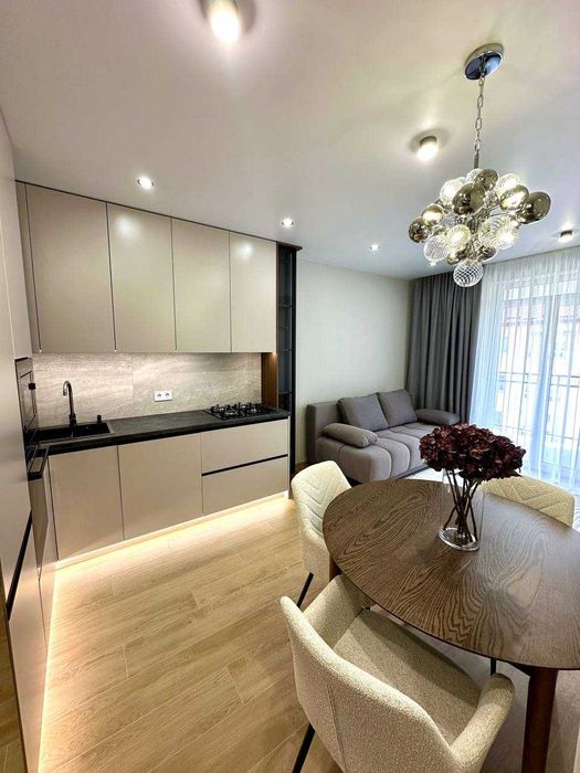 Продаж 1-кім. кв. ЖК Continent вул. Героїв Крут(поруч Стрийської)