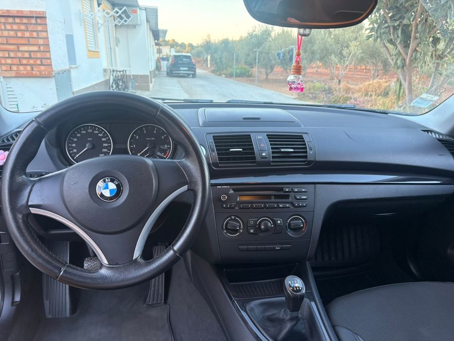 Bmw 116i manual 2008