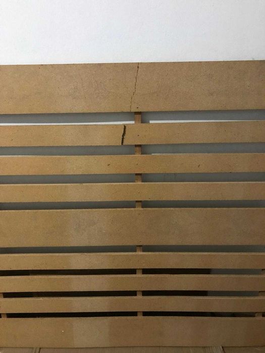 Cama + Estrado em Carvalho