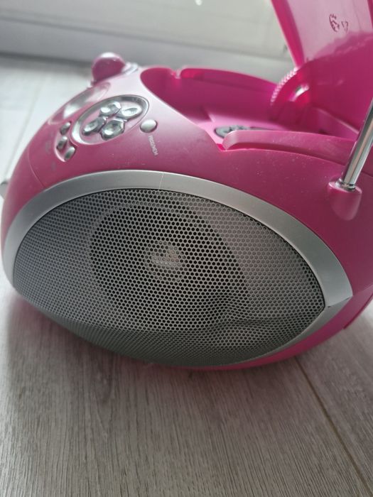 Radioodtwarzacz  radio  Grundig  RCD 1445 różowy CD USB