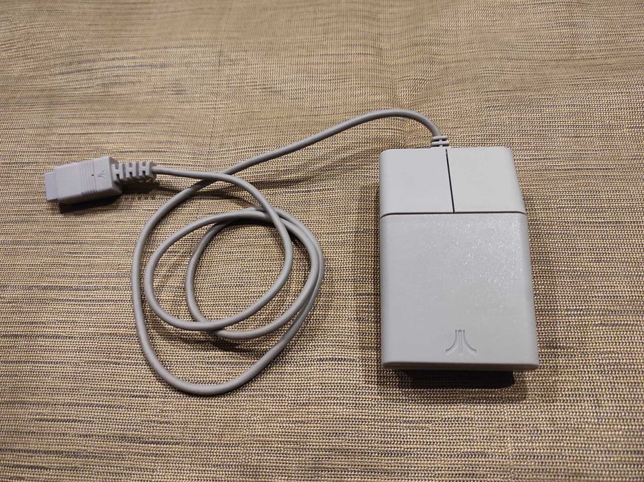 Myszka kulkowa do Atari ST.  Made in Japan