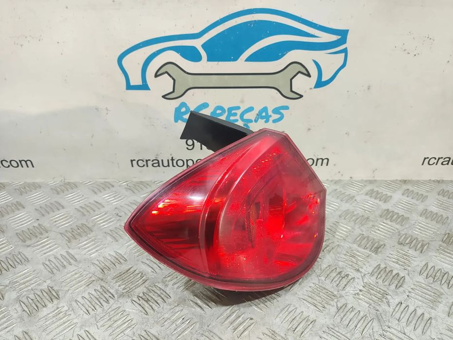 Conjunto Farolim Farolins Alfa Romeo Giulietta Type 940 2010 – 2020