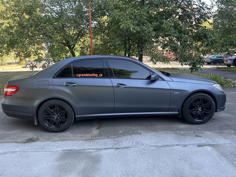 Mersedes 212 exclusive black edition