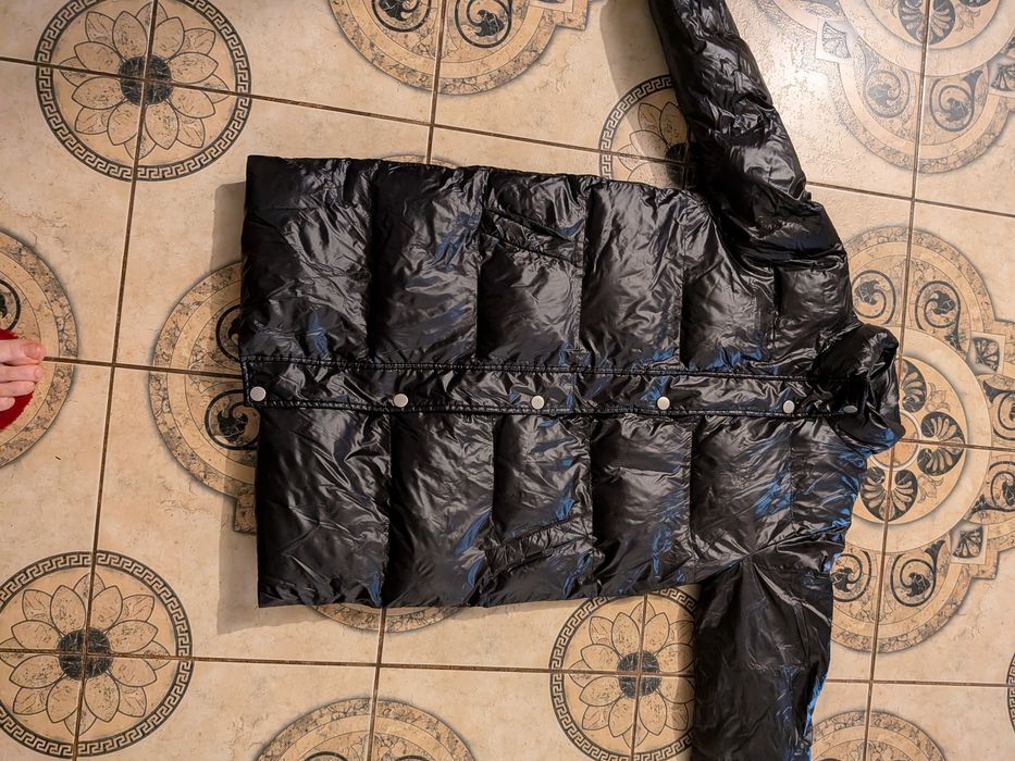 Пуховик для дівчинки