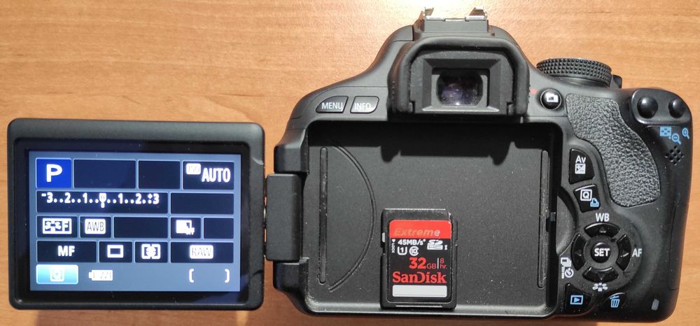 canon rebel t3i - купити цифрові фотокамери - Ціна на OLX.ua