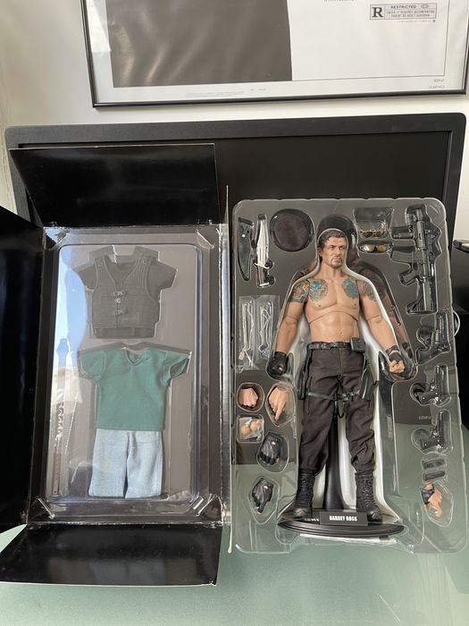 Фигурка 1/6 hot toys mms 138 THE EXPENDABLES BARNEY ROSS