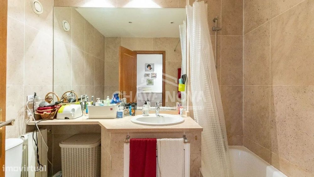 T3 Maia | Condomínio Fechado com Piscina Interior