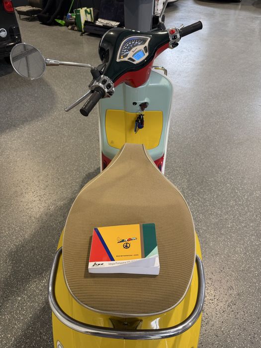 Vespa 125 Sean Wotherspoon