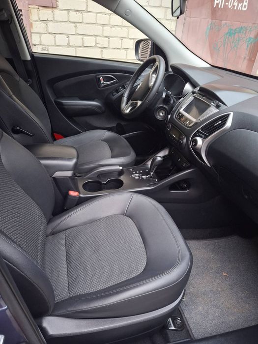 Продам авто Hyundai ix35
