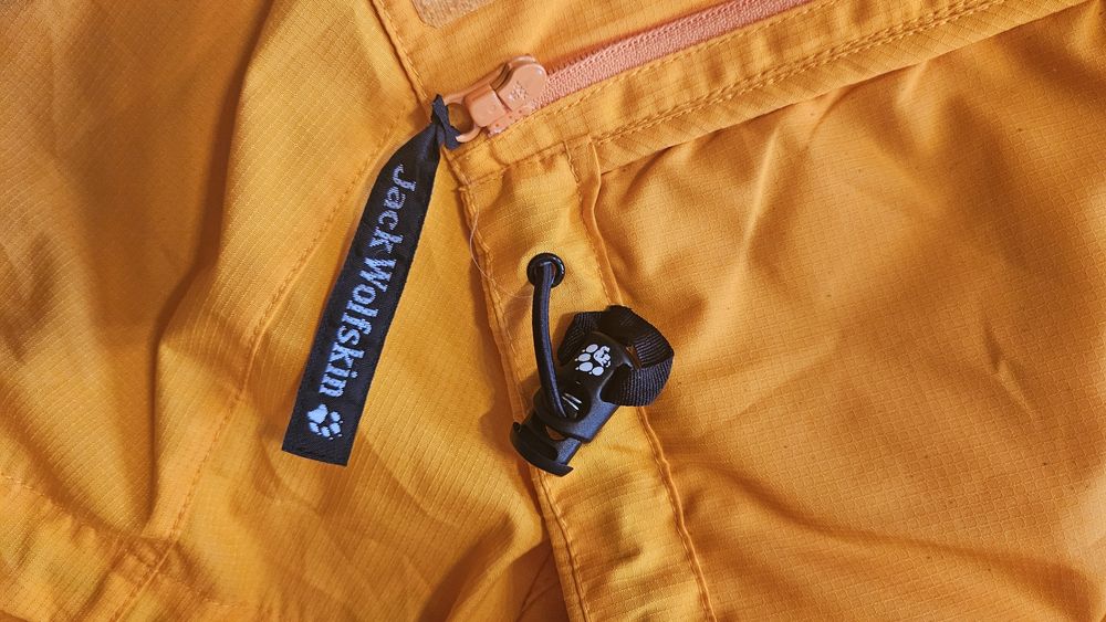 Kurtka  damska wiatrowka Jack Wolfskin