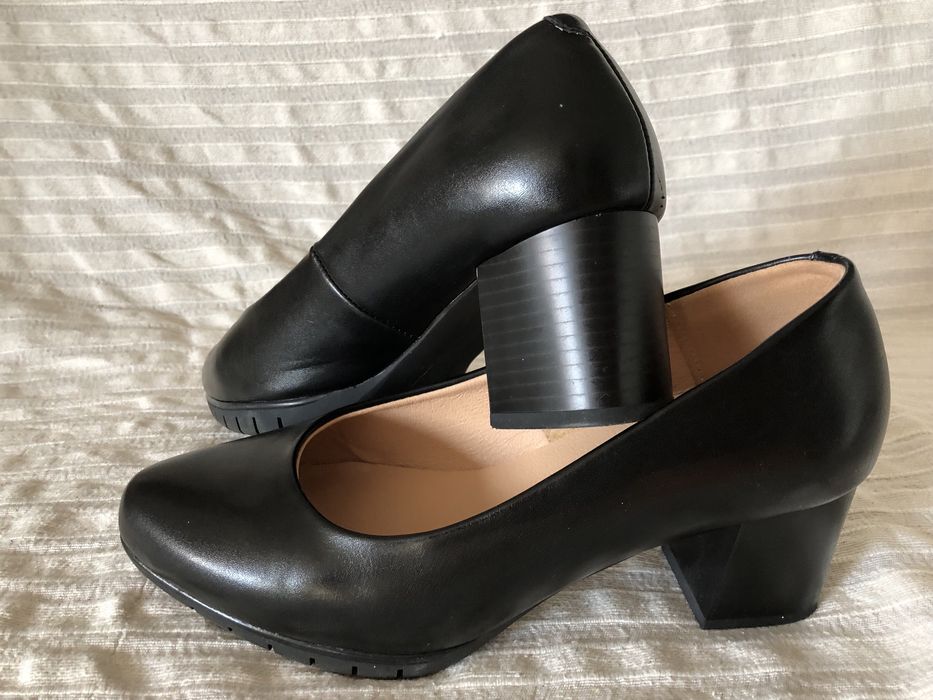 Sapato preto n*37 como novo