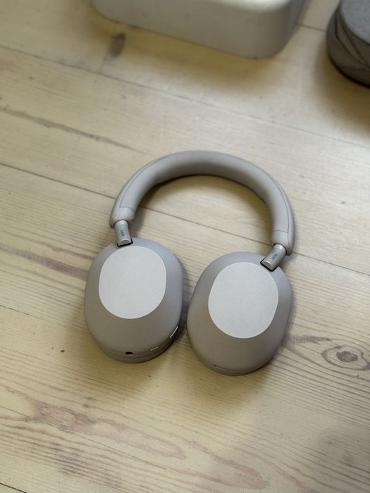 навушники Sony WH-1000XM5