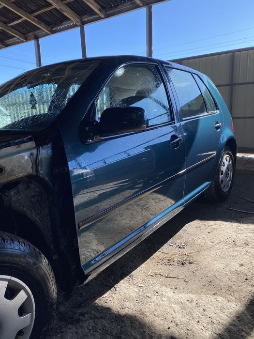 Розборка/Продаж запчастин Volkswagen Golf 4 двигуни1.4/1.6/1.8/1.9