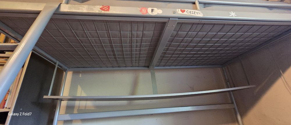 Łóżko na antresoli IKEA SVÄRTA 90x200 + BIURKO i półka | Stan BDB