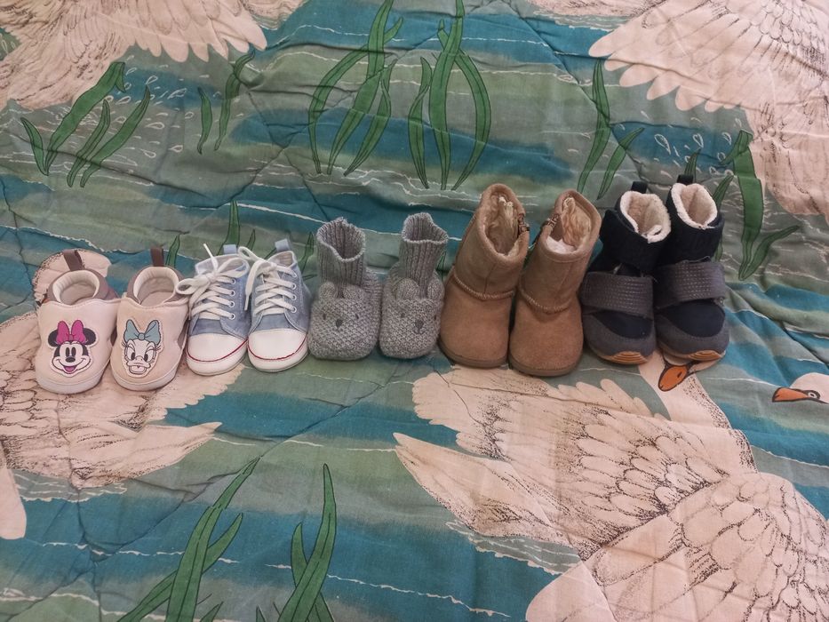 Дитячі пінетки для хлопчика