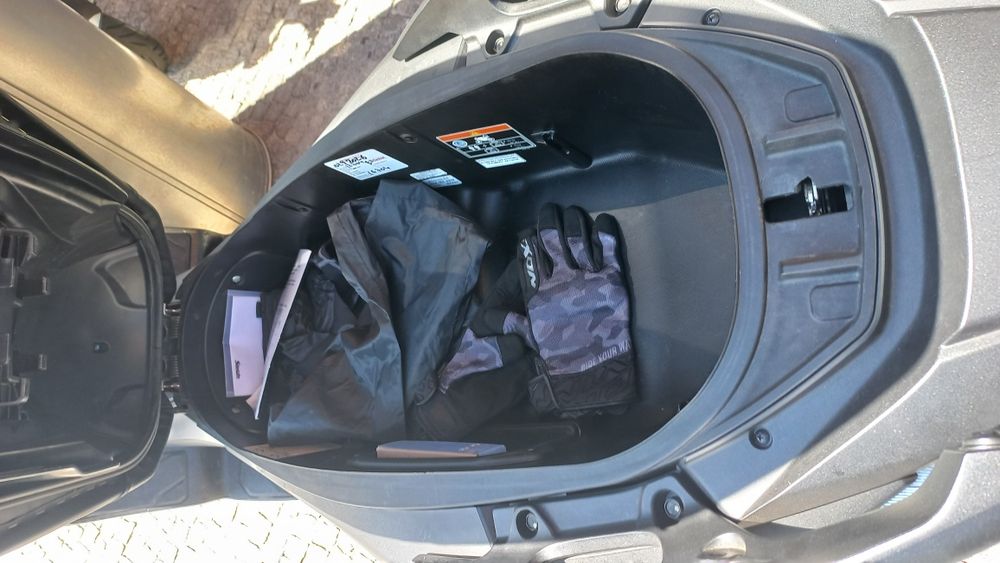 Vendo Honda Forza 300