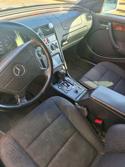 Carrinha Mercedes C220 CDI