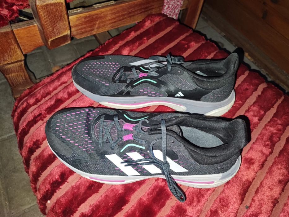 Buty sportowe Adidas  dla biegaczy