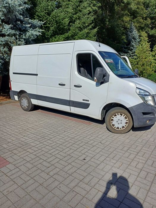 Samochód Nissan NV400