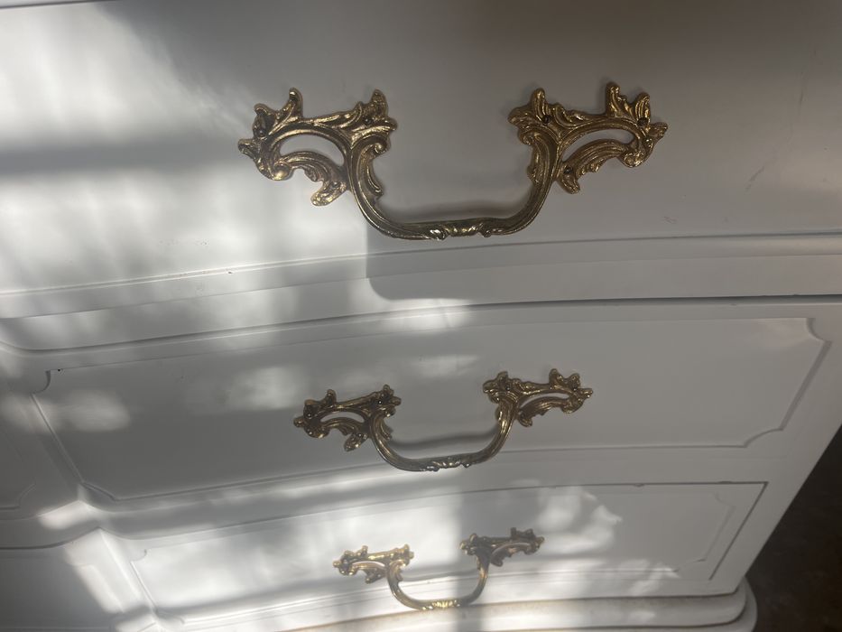 Comoda de quarto elegante