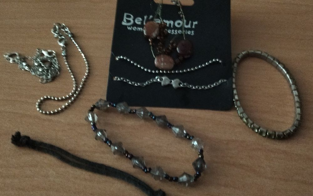 Bransoletki - gratis przy zestawach