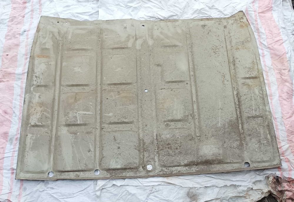 Продам пол багажника ВАЗ 2101