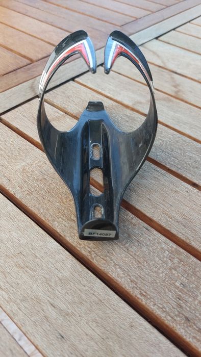 Grade de bidão em carbono Elite Moro