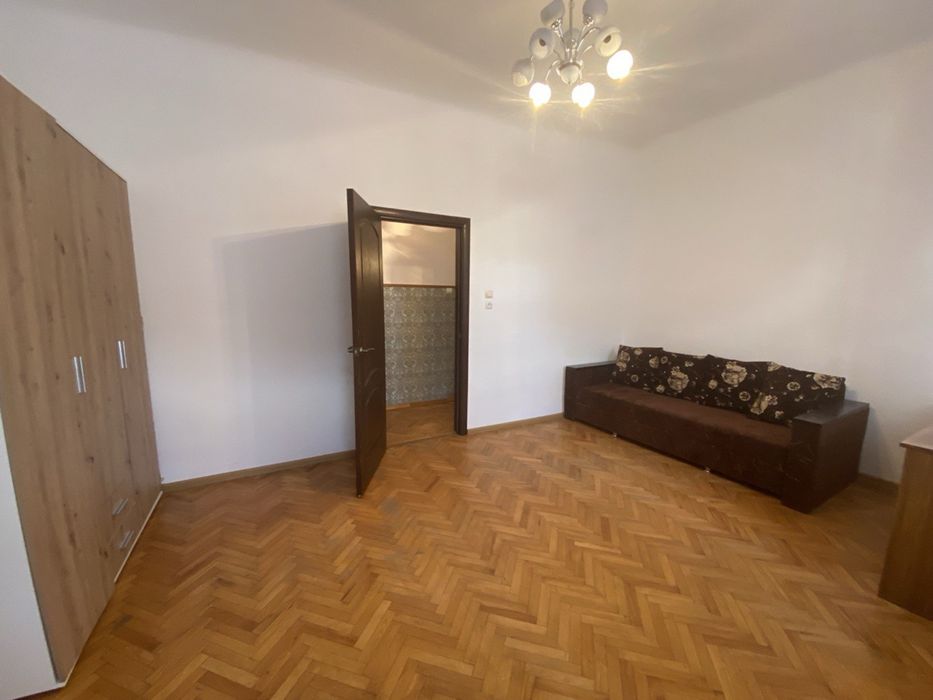 Підселення для хлопця в центрі міста