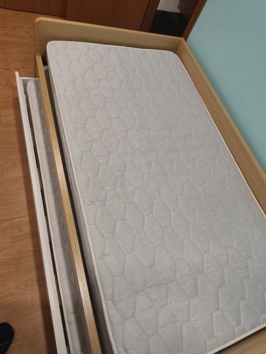 Cama com 2 Colchões