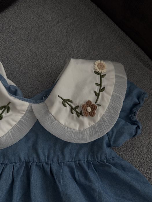 Святкова сукня з нарним вороткичком 86