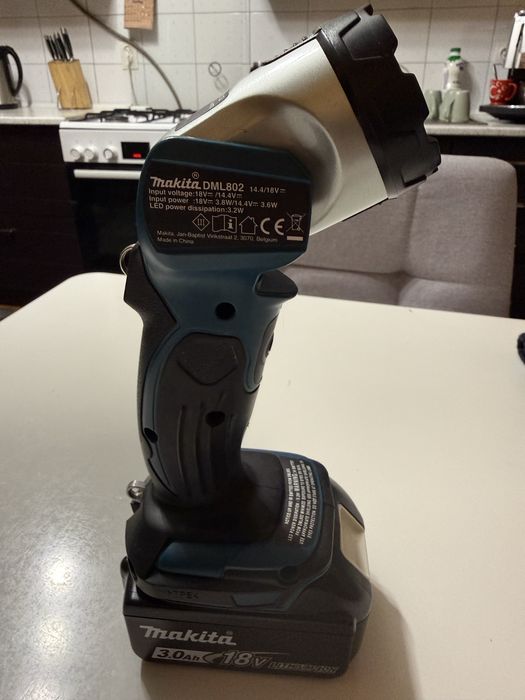 Ліхтар Makita DML 802 оригінал , стан новий