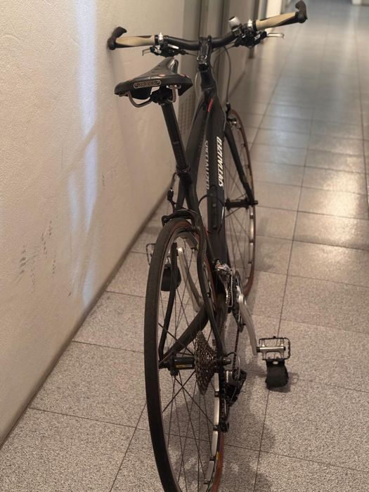 Bicicleta Specialized em carbono