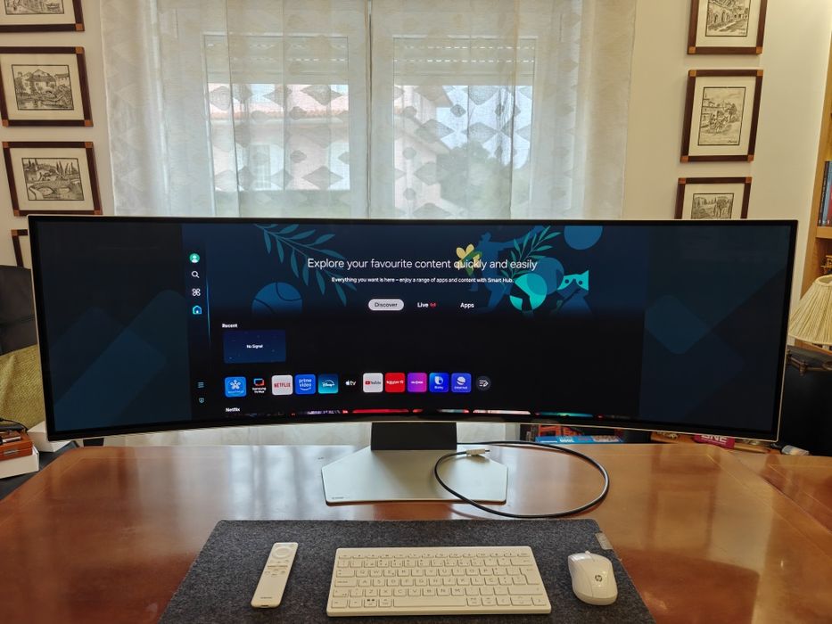 Samsung Odyssey G9 49