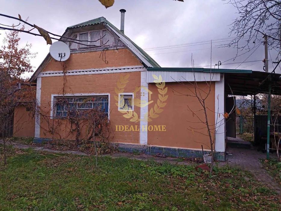 Продам дачний будинок в с.Бабинці