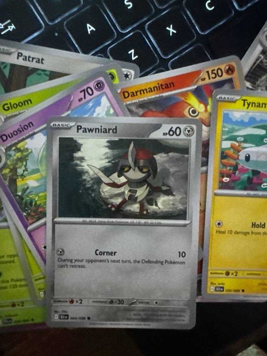 Cartas Pokémon à venda