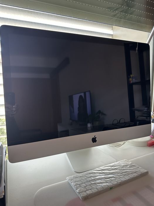 iMac 27” Apple + Teclado Apple – Excelente para Trabalho/Estudo