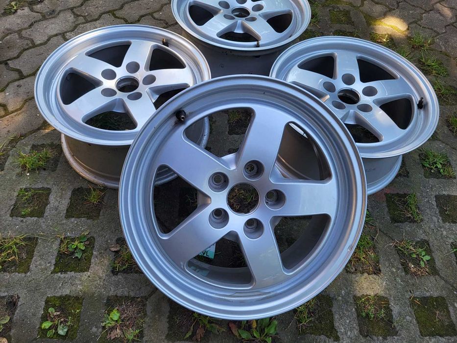 Felgi 16" 5x112 Audi A3 A4 B8 B9 B7 A6 Seat Skoda VW Mercedes